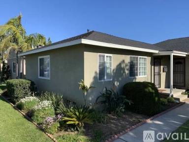 Main picture of 1520 Marine Ave
