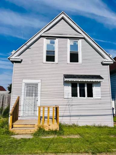 Main picture of 145 Weiss St