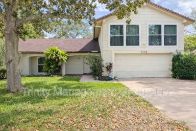 Main picture of 8605 Wagon Wheel Ln