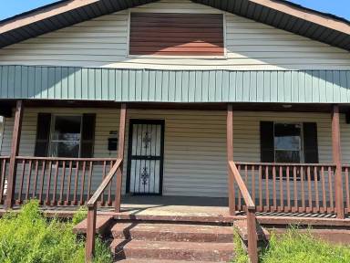 Main picture of 1304 Avenue G