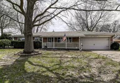 Main picture of 8 Glenwood Ln