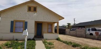 Main picture of 747 N 12th Ave