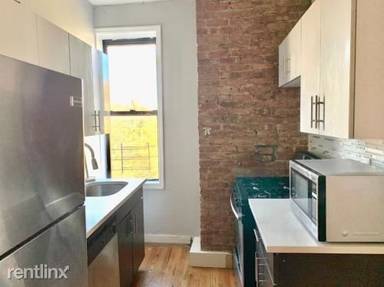 Main picture of 90 Thomas S Boyland St