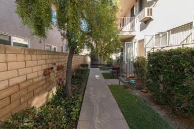 Main picture of 1809 E. Appleton Street - 8