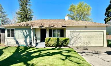 Main picture of 208 Mirada Ave