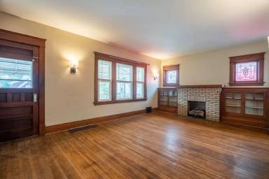 Main picture of 234 Blaine Ave