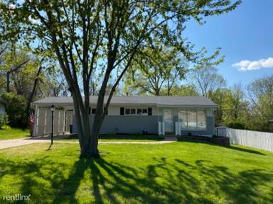Main picture of 1323 Honeywood Dr