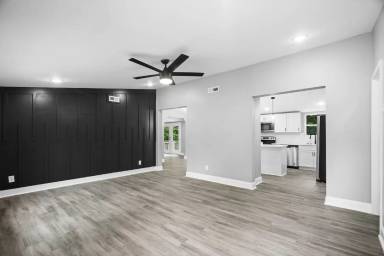 Main picture of 5733 Clarksville Pike