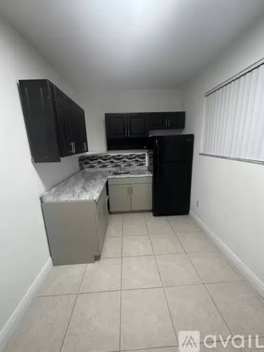 Main picture of 14332 SW 48th Ln