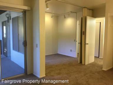 Main picture of 7966 Mission Center Ct