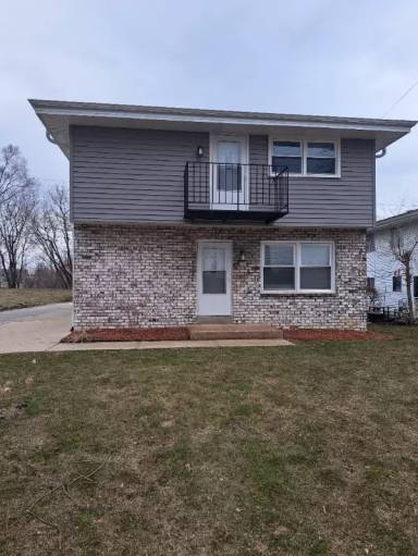 Main picture of 922 W Montana St