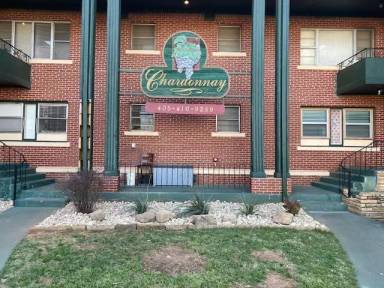Main picture of 3017 N Lee Ave