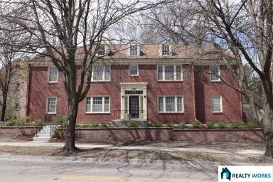 Main picture of 2457 S 27th St