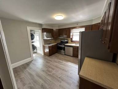 Main picture of 83 Lovett St