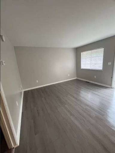 Main picture of 51 Gunckel Ave