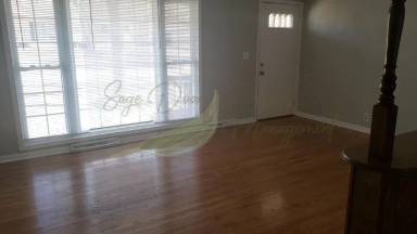 Main picture of 412 Lacy Ln