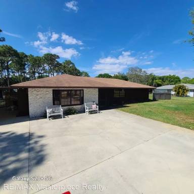 Main picture of 6015 Silver Oak Dr