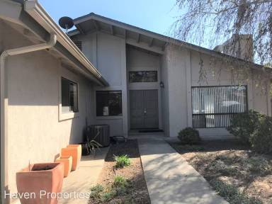 Main picture of 75 Chuparrosa Dr