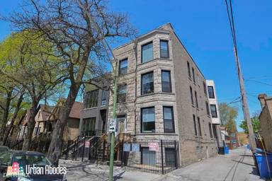 Main picture of 2312 W Dickens Ave