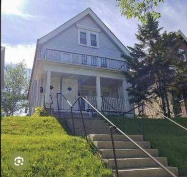 Main picture of 1429 N 47th St