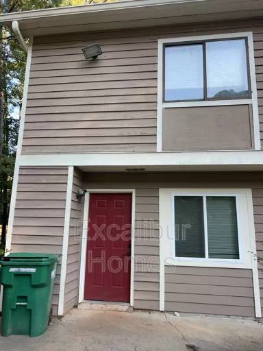 Main picture of 6349 Holcomb Way