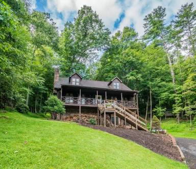 Main picture of 183 Rhododendron Ln