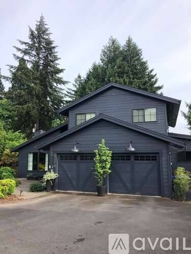 Main picture of 5704 SW Hamilton St