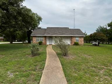 Main picture of 298 Nally St