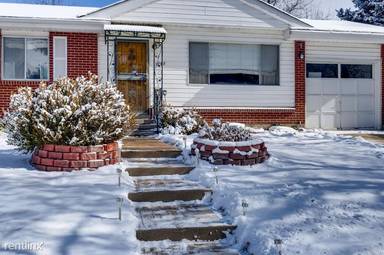 Main picture of 1088 Dearborn St