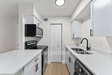 Main picture of 1220 NW 12th St Apartments