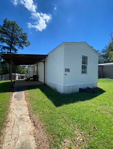 Main picture of Ridgewood Village Mobile Home Park