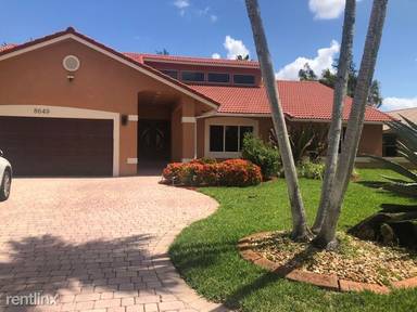 Main picture of 8649 NW 57th Ct