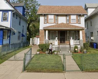 Main picture of 677 E 118th St