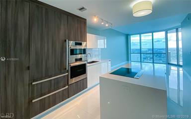 Main picture of Paramount Miami Worldcenter