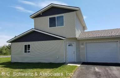 Main picture of 2808 N Carnahan St