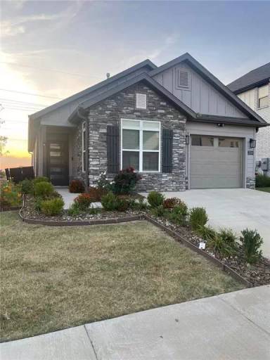 Main picture of 2310 SW Poppy St