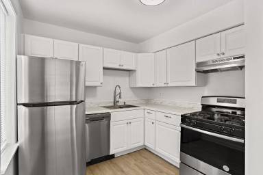 Main picture of 9647 Whiteacre Rd