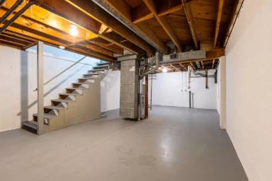 Main picture of 5814 N Meadows Blvd