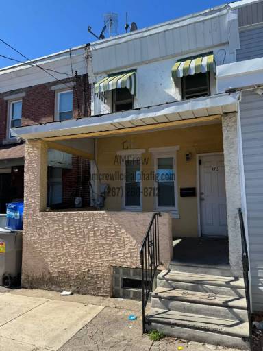 Main picture of 173 W Logan St