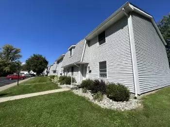 Main picture of 137 Marsh Ln