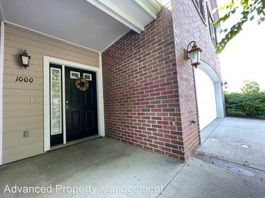 Main picture of 1000 Burton Pl