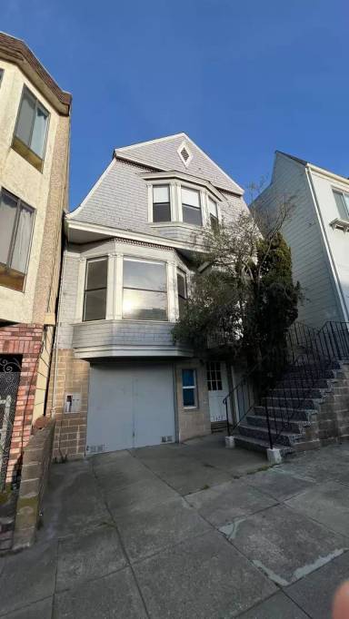 Main picture of 1420 9th Ave