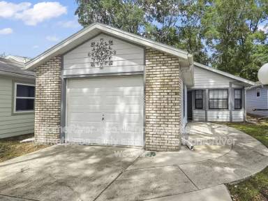 Main picture of 2305 NE 40th Ave