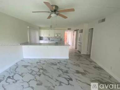 Main picture of 401 Lakeview Dr