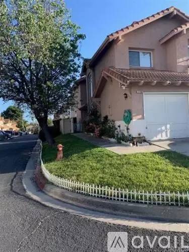 Main picture of 1756 Promenade Cir