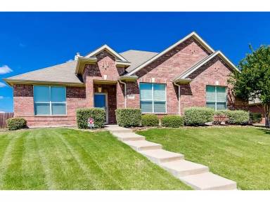 Main picture of 223 Rockbrook Dr