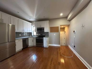 Main picture of 1505 S Broad St