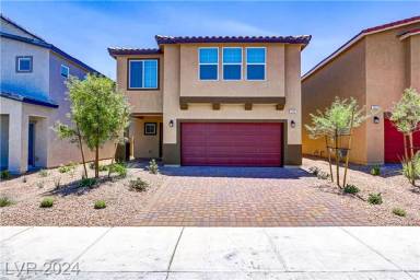 Main picture of 7489 Blue Lotus Ave