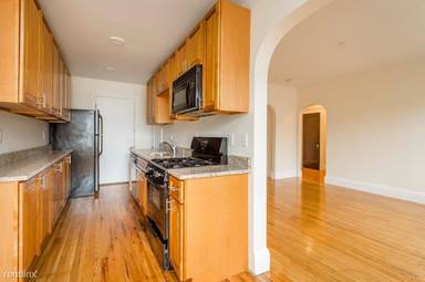 Main picture of 123 Highland Ave
