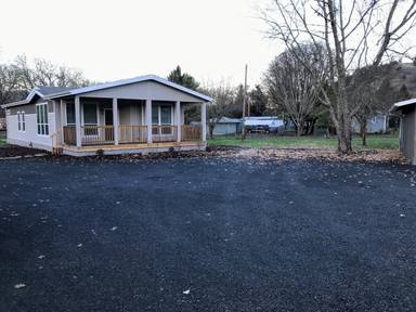 Main picture of 851 River Bend Rd